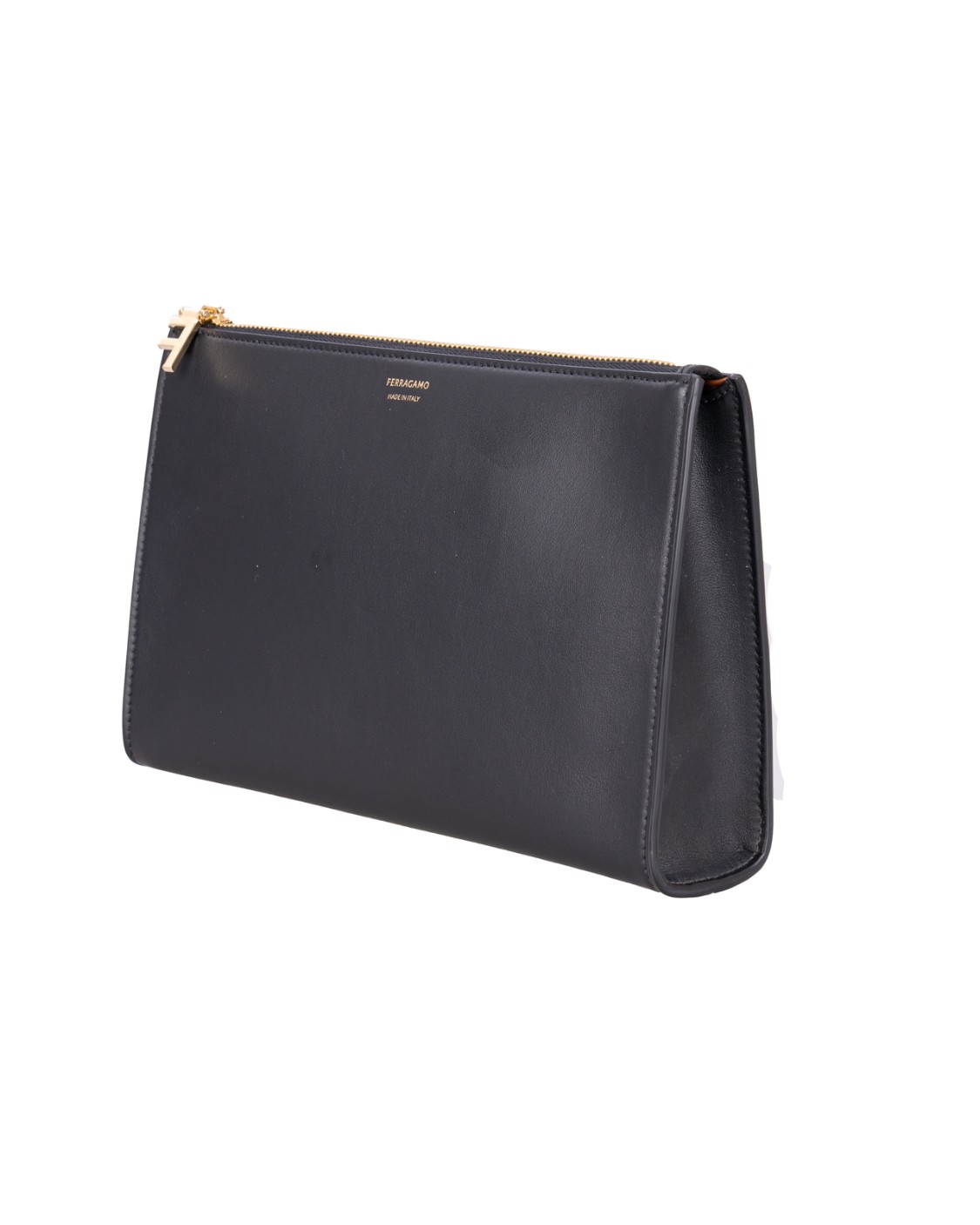 shop SALVATORE FERRAGAMO  Beauty: Salvatore Ferragamo beauty case.
Caratterizzato da linee geometriche e logo dorato sul davanti. La cerniera in metallo con linguetta brandizzata rivela un interno spazioso con fodera a contrasto.
Dimensioni: Altezza 15,7 CM Lunghezza 25 CMlarghezza 5,8 CM.
Composizione: vitello palmellato.
Made in Italy.. 220801 BEAUTY-775308 number 8885629